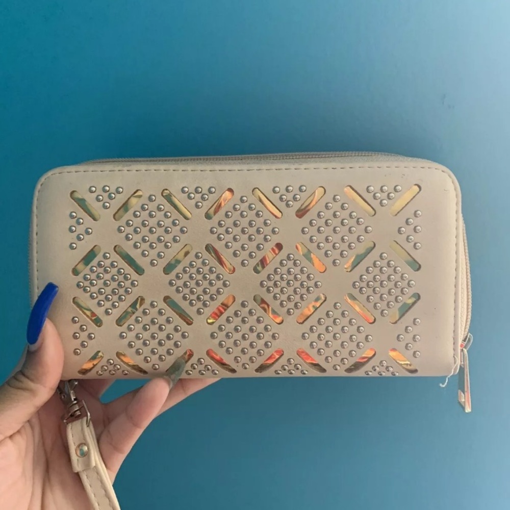 Women’s fashionable wallet
